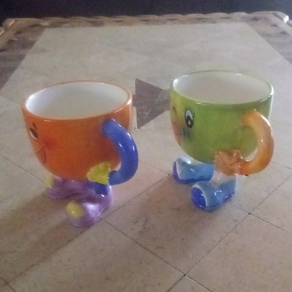 (SOLD )Coffee / Hot CoCo Cups - Picture 3 of 6